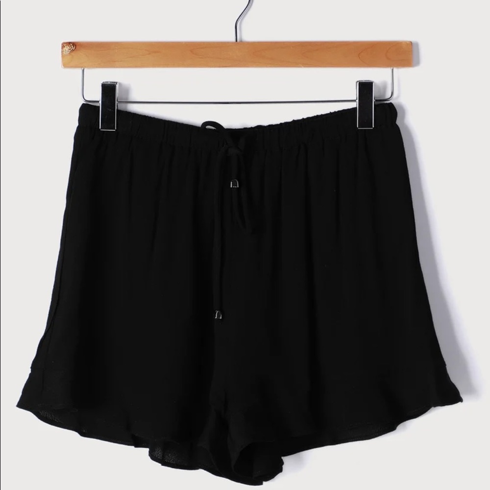 Lulus ruffled drawstring shorts